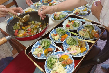 つどい場「協」の様子3(食事)